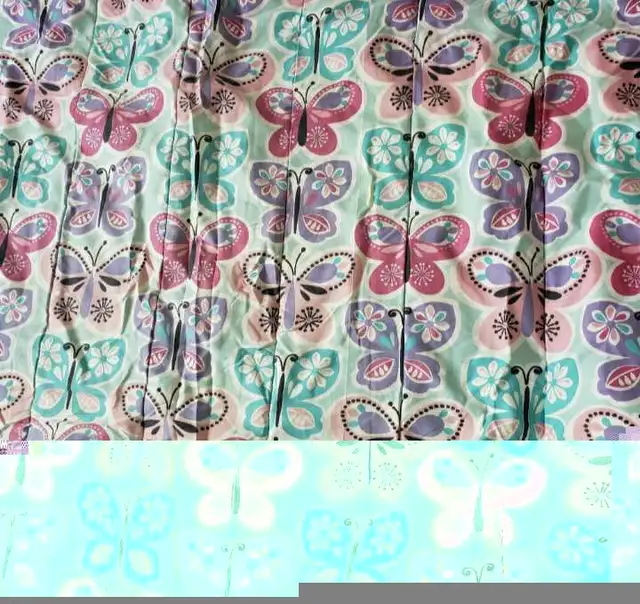 Butterfly Twin Comforter  in Bedding in Mississauga / Peel Region - Image 4