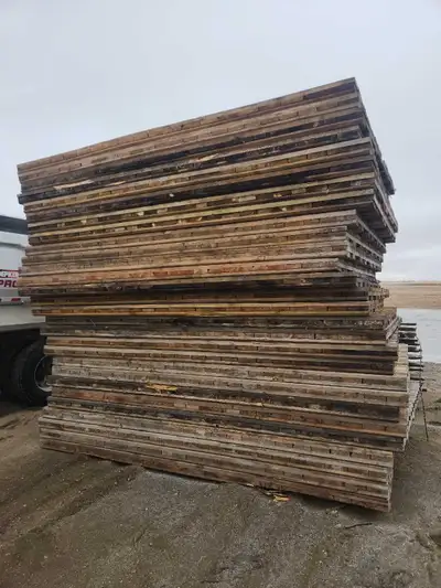 8x14 swamp mats 8x14 access mats Bamboo mats 8x20 steel rig mats 8x40 steel rig mats 4x18x8" crane m...
