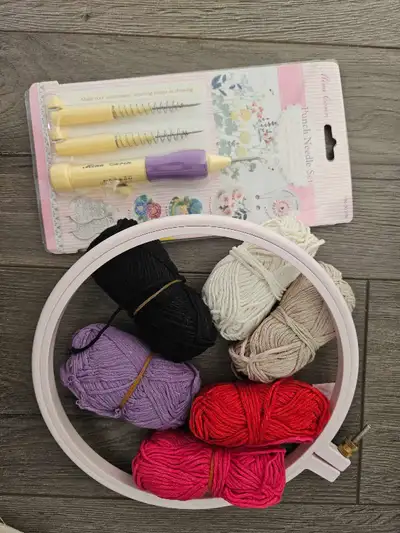 Mina Carin Punch Needle Set - 3 size adjustab, View more