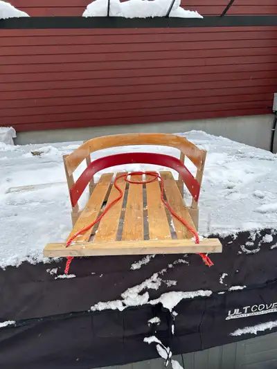 luge en bois / traineau en bois, View more
