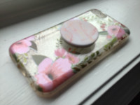 FREE iPod Touch 7th gen Flower CASE