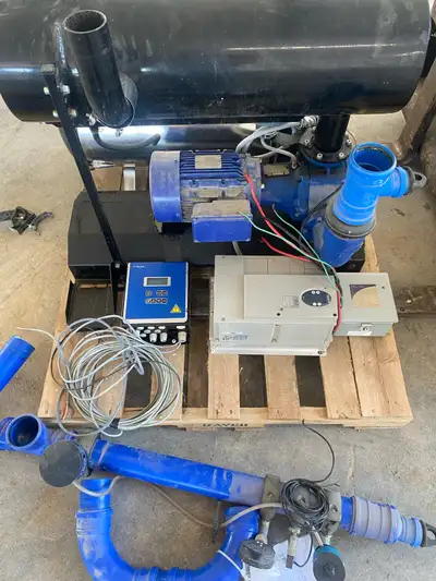 Delaval Vacuum Pump for sale, DVP 800 model, variable speed includes everything you need also includ...