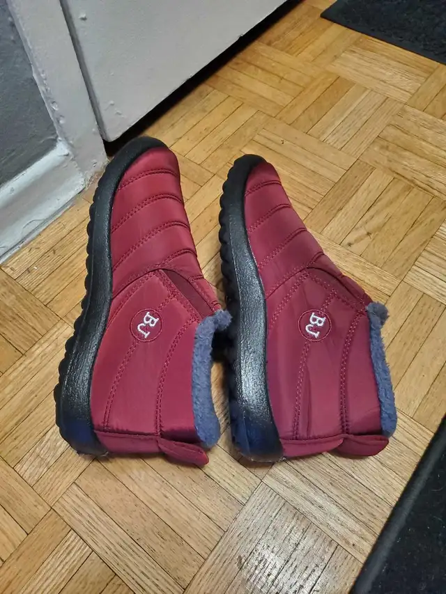 Waterproof Winter  BJ Boots Size 43 New in Men's Shoes in Mississauga / Peel Region - Image 4