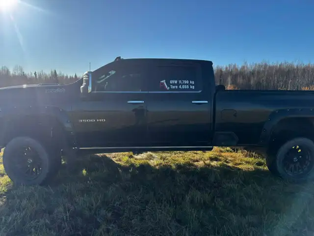 2023 Chevrolet High Country 3500