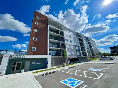 Looking for a comfortable and convenient place to stay this summer/fall? A private studio apartment...