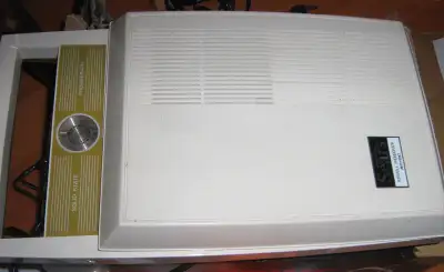 rare....Sears portable record player..plays 33’s and 45’s . Can run on batteries too. Works fine. $1...