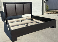 Great king size wood/ leather bed frame dropoff $