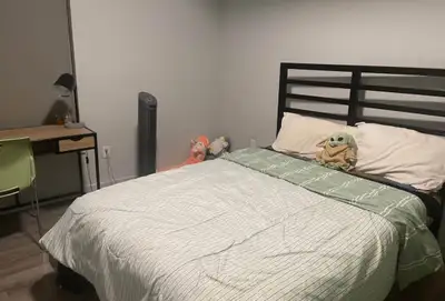 One private bedroom available for sublet in a 3 bedroom 3 bathroom apartment! The sublet would be fr...
