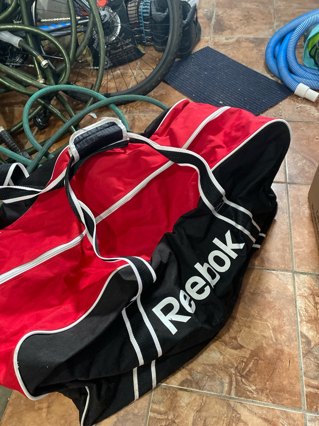 SAC DE HOCKEY REEBOK/ HOCKEY BAG REEBOK dans Hockey  à Laval/Rive Nord