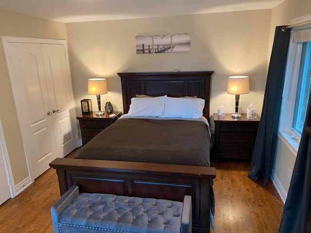 bedroom set in Beds & Mattresses in Barrie - Image 2