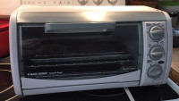 Black & Decker Countertop Oven - small