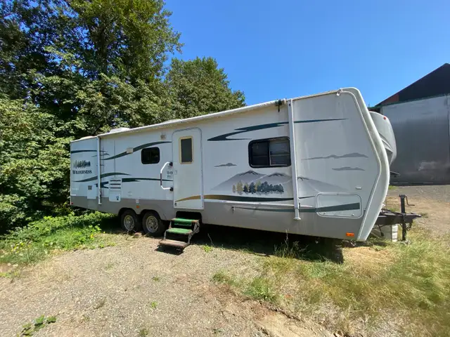 2008 Fleetwood Wilderness 27RB in Travel Trailers & Campers in Campbell River - Image 4