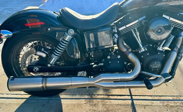 2014 Dyna Street Bob in Street, Cruisers & Choppers in Edmonton - Image 6