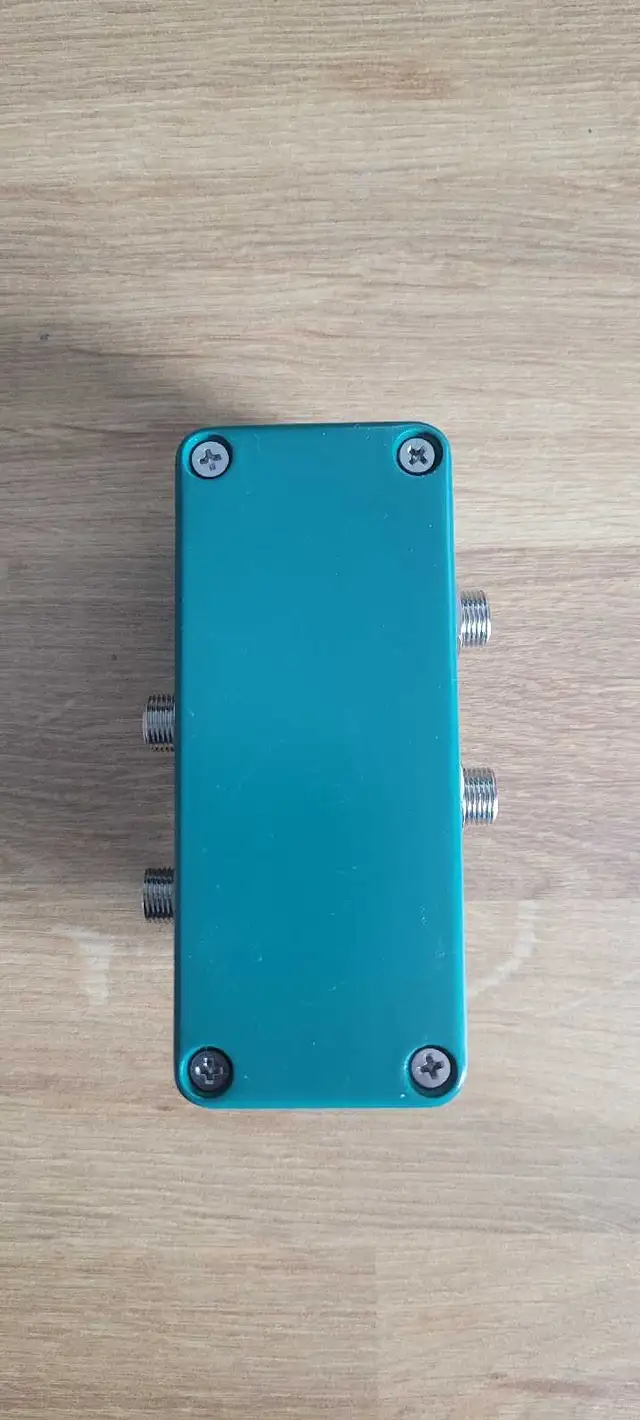 True bypass looper switcher in Amps & Pedals in Kitchener / Waterloo - Image 3