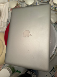 Apple MacBook Pro