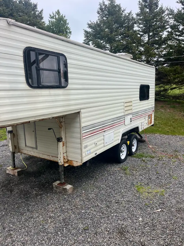 22 foot terry fifth wheel camper in Travel Trailers & Campers in New Glasgow - Image 3