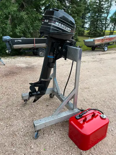 1994 Mercury 9.9 hp two stroke long shaft outboard motor. Comes with metal fuel tank and hose. Perfe...