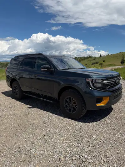 This 2025 Ford Expedition Tremor is a powerful and capable full-size SUV featuring a robust powertra...