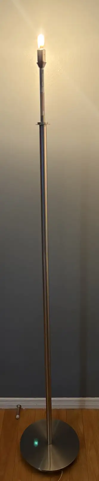 Comfort Mood Floor Lamp in Indoor Lighting & Fans in Ottawa - Image 2