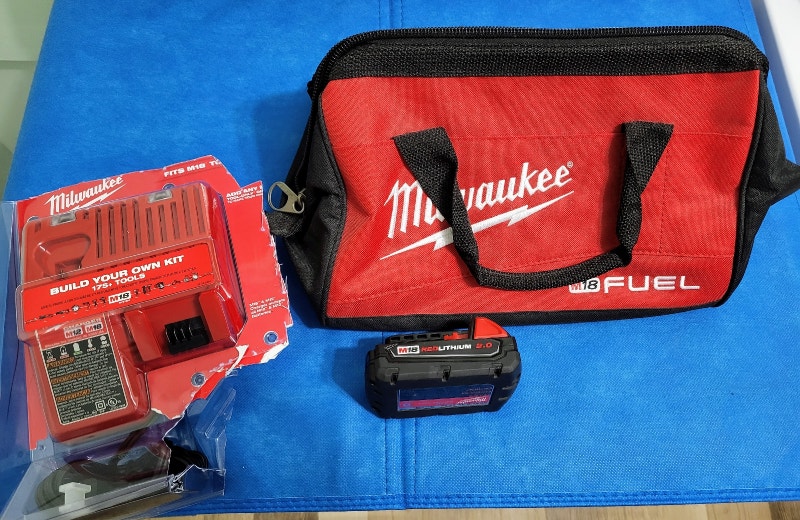 MILWAUKE M18 BATTERY CHARGER WITH 2.0AH BATTERY & M18FUEL BAG!! Power