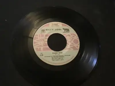 Jukebox collection Billy Joël “Piano Man” and “ The Entertainer”, View more