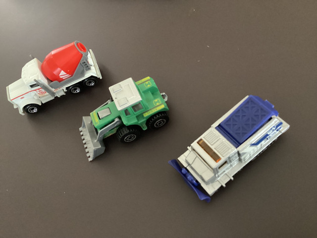 Matchbox and Husky cars in good condition  in Arts & Collectibles in Brantford - Image 4