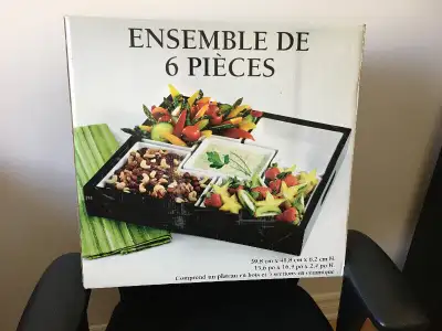 Ensemble de service de 6 pièces en bois et porcelaine de Roscher Tout neuf dans sa boîte d’origine ....