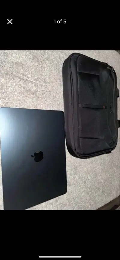 Apple MacBook Air 15.3"  512GB SSD — 20, View more