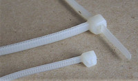 Attaches collier de câble 100 mm (4 pouces) x 22 mm (7/8 ") tie-