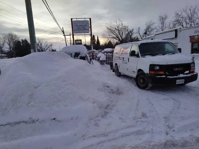 shop for sale in Commercial & Office Space for Sale in Kawartha Lakes - Image 7