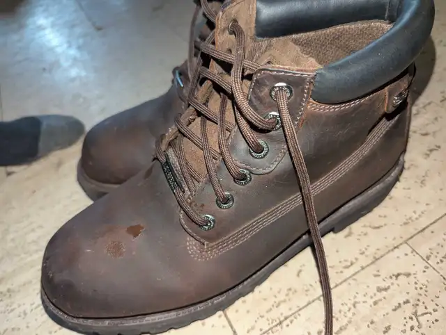 size 11 waterproof Skechers62863260686210124