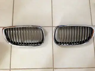 Up for sale is a grill for the BMW 328i 2010 for $20. The grill is in great condition! Pickup locati...