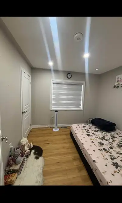 Only for girls and couples 2 Rooms for Rent – Available Now or Starting September 1 near Chinguacous...