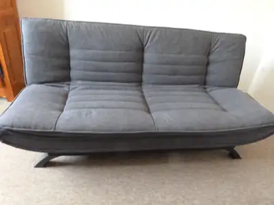 Canapé-lit Faith avec piétement en métal noir, View more