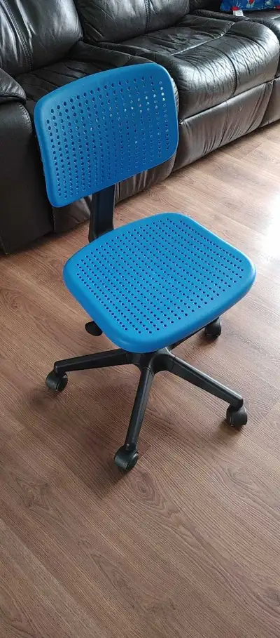 Chaise de bureau junior, View more