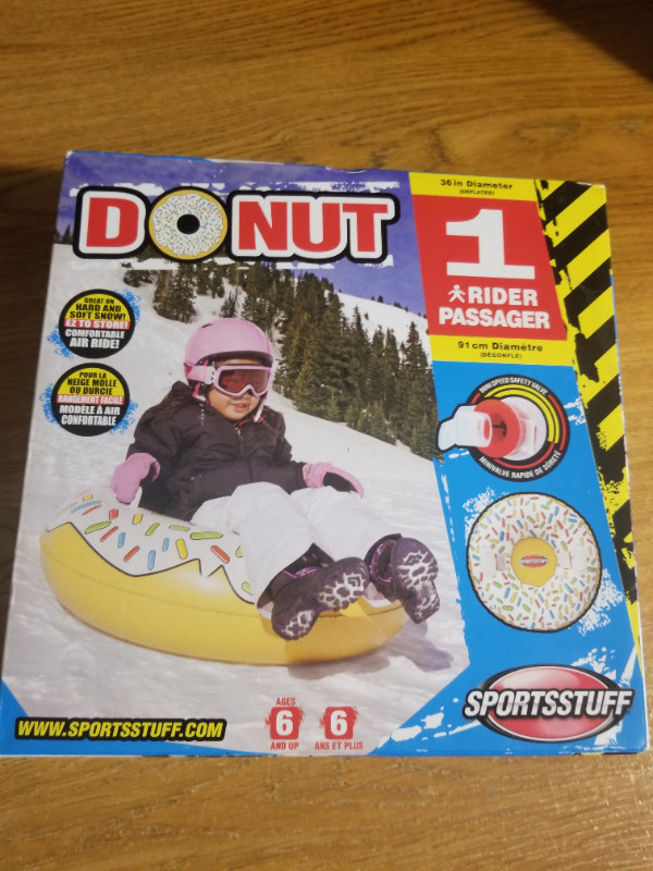 Sportsstuff donut tube in Other in Kawartha Lakes - Image 2