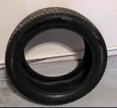 Selling a full set of 4 premium winter tires – Pirelli Scorpion Winter 2, size 285/45 R21 113V M+S....