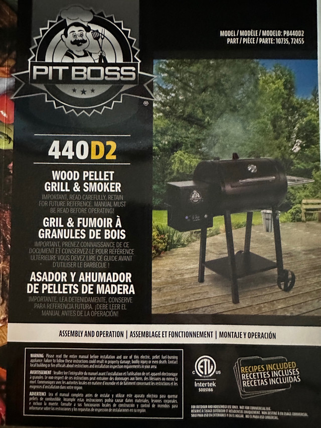 Pitboss Smoker & Grill 440D2 in BBQs & Outdoor Cooking in City of Toronto - Image 2