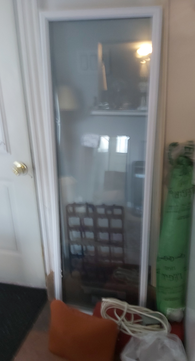 Window66"X22" Electric Guitar, 2Amps, Cabinet LifeJackets-$10eac in Performance & DJ Equipment in Peterborough - Image 11