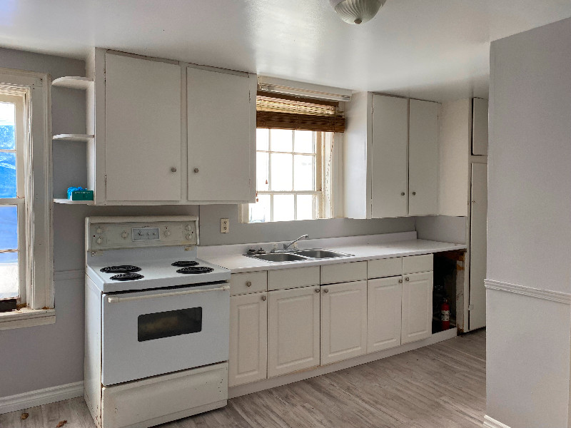 Two bedroom ground floor apartment for rent in Collingwood Long Term