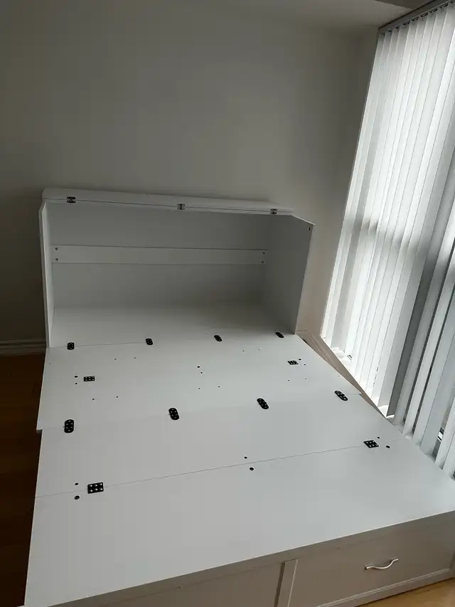 Reliable Handyman | TV Mounting | IKEA Assembly | Deck & Floorin in Carpentry, Crown Moulding & Trimwork in City of Toronto - Image 11