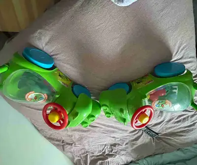 Two hungry hungry hippo scoot and rides with 9 balls that they gobble up. 25 for the pair.