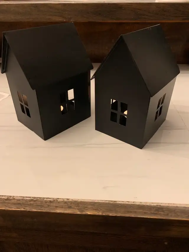 Brand new 2 metal houses tea light candle holders 63838168920579120