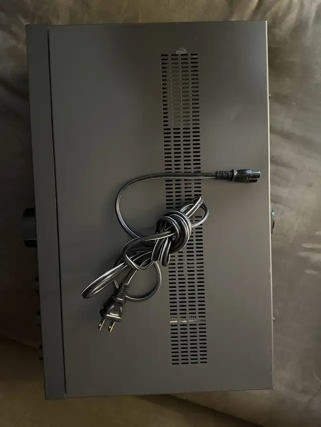 Vintage Technics SU-G90 Stereo Integrated Amplifier New Class A in Stereo Systems & Home Theatre in City of Toronto - Image 4