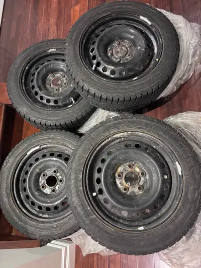 For Sale: Set of 4 Yokohama IceGuard iG52c Winter Tires on Rims - 205/55R16 91T Excellent winter tra...