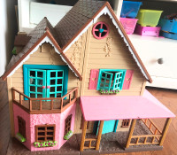 Li'l Woodzeez Toy House with Furniture+4 figurines