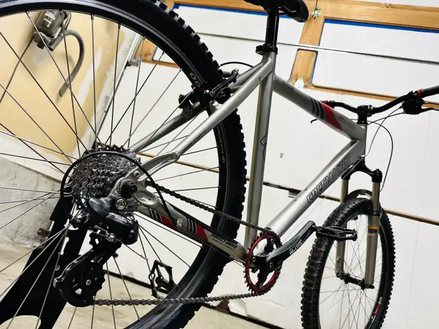 Overhauled Specialized aluminum mountain bike upgraded 1 by  in Mountain in Markham / York Region - Image 10