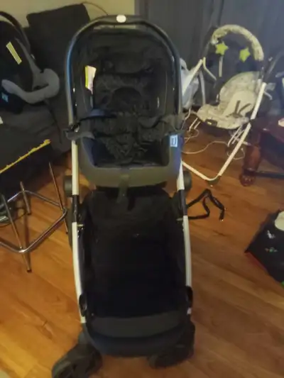 baby stroller and carseat, View more