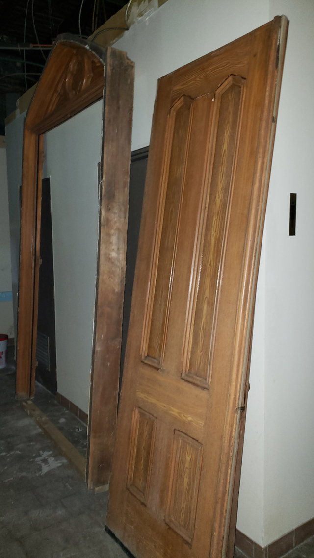 MASSIVE Antique Entry Door Set with Frame in Windows, Doors & Trim in Saint John - Image 4
