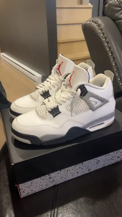 Jordan 4 White Cement 10.5US, View more